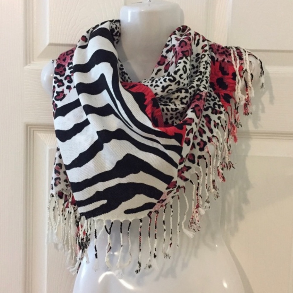 Scarf - Picture 1 of 1